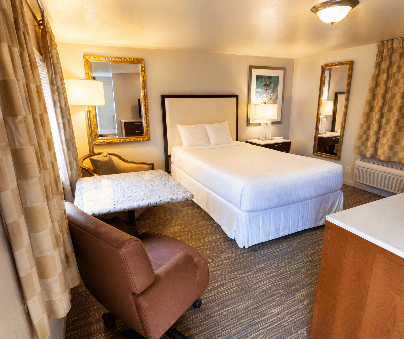 Queen Suite